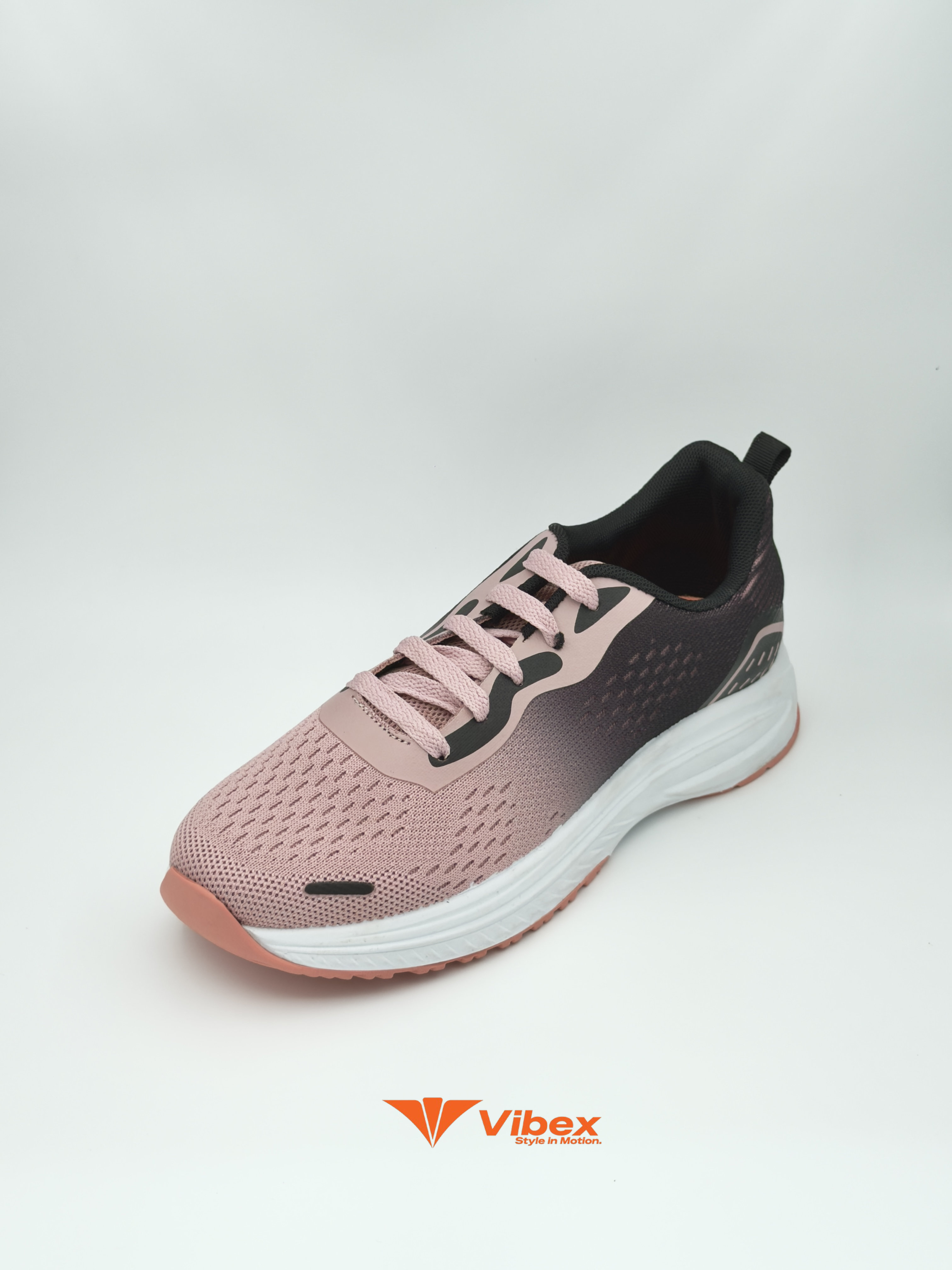 Zova Sneaker